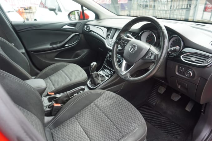 2025 Vauxhall Astra