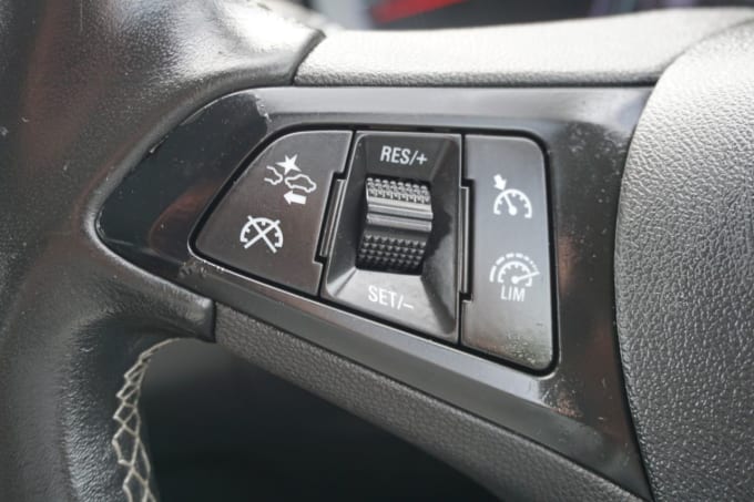 2025 Vauxhall Astra