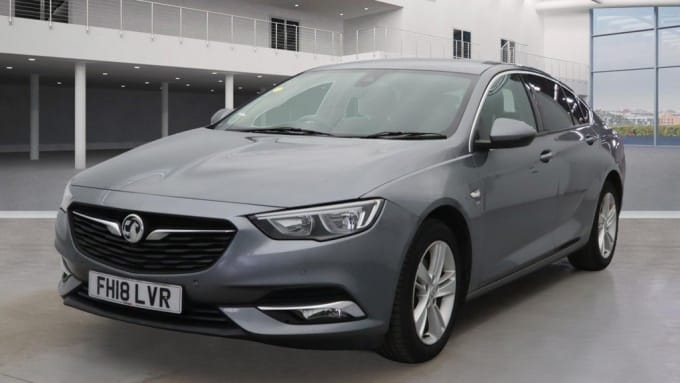 2025 Vauxhall Insignia