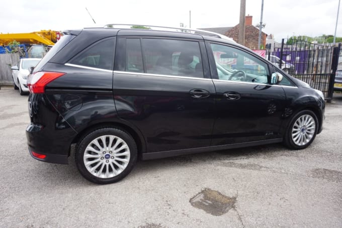 2025 Ford Grand C-max