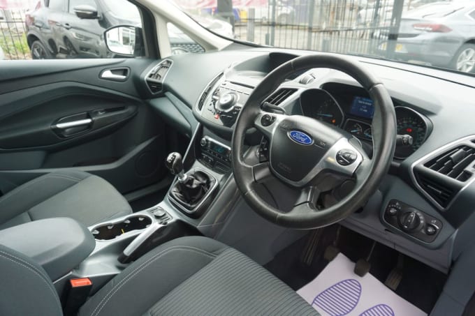 2025 Ford Grand C-max