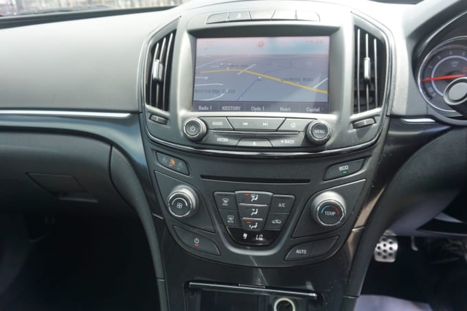 2025 Vauxhall Insignia