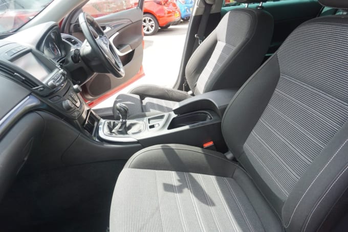 2025 Vauxhall Insignia