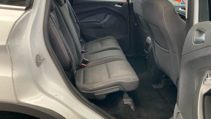 2025 Ford Kuga