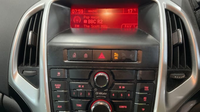 2025 Vauxhall Astra