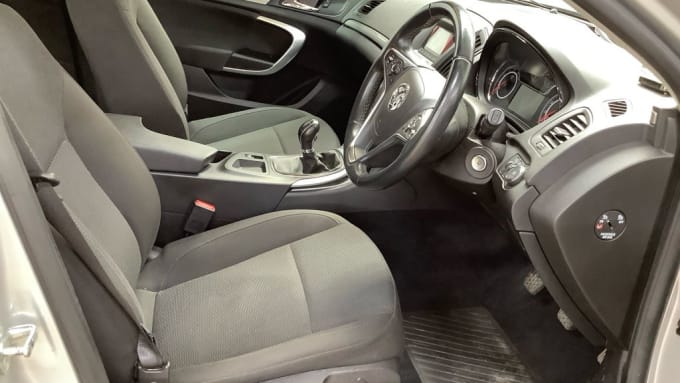 2025 Vauxhall Insignia