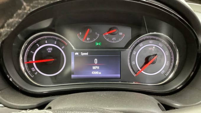 2025 Vauxhall Insignia