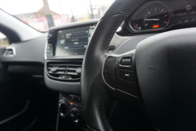 2025 Peugeot 208
