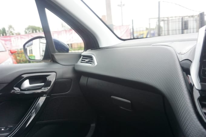 2025 Peugeot 208
