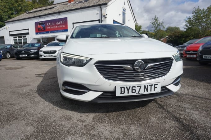 2025 Vauxhall Insignia