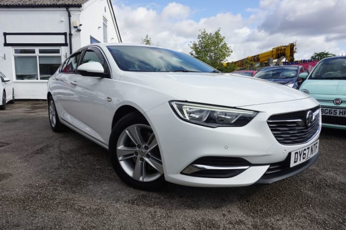 2025 Vauxhall Insignia