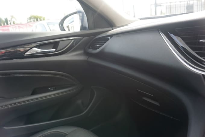 2025 Vauxhall Insignia