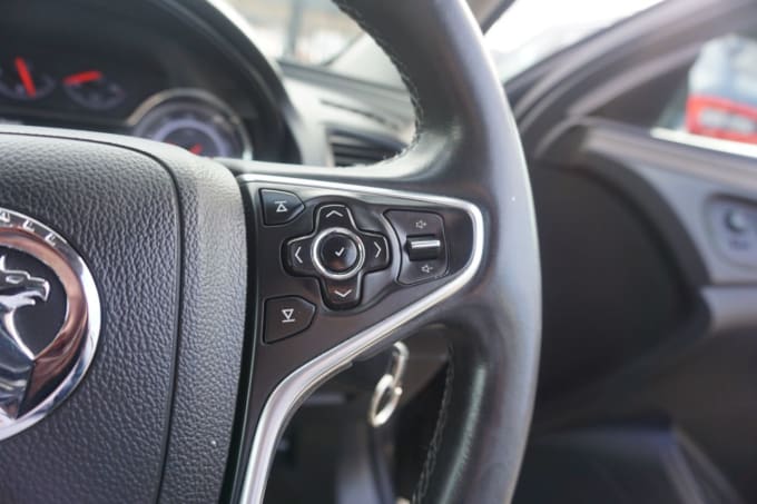 2025 Vauxhall Insignia
