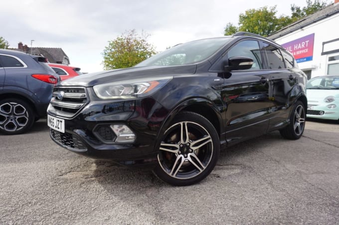 2025 Ford Kuga