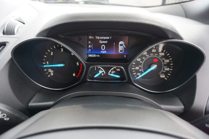 2025 Ford Kuga