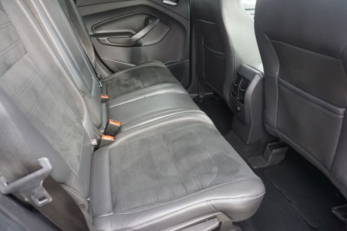 2025 Ford Kuga