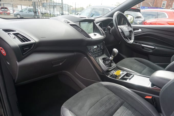 2025 Ford Kuga