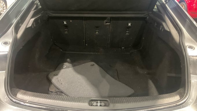 2025 Vauxhall Insignia
