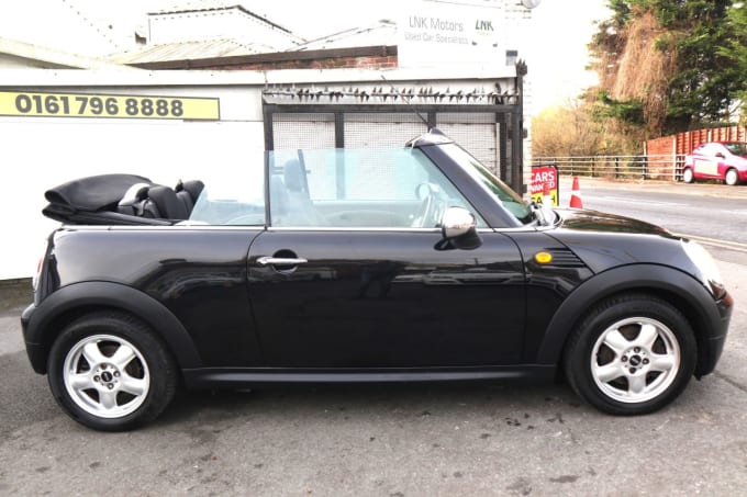 2025 Mini Convertible