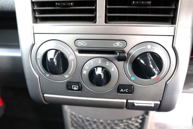 2025 Nissan Cube