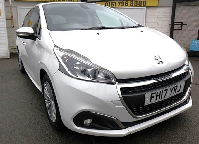 2025 Peugeot 208