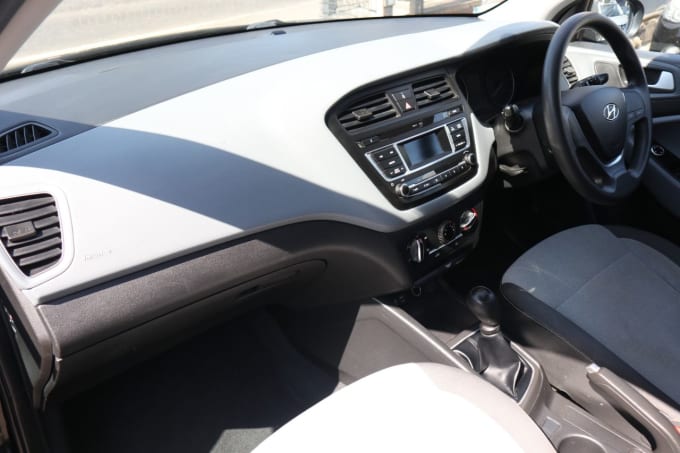 2025 Hyundai I20