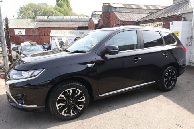 2025 Mitsubishi Outlander
