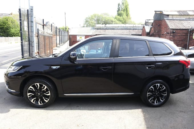 2025 Mitsubishi Outlander