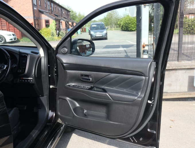 2025 Mitsubishi Outlander