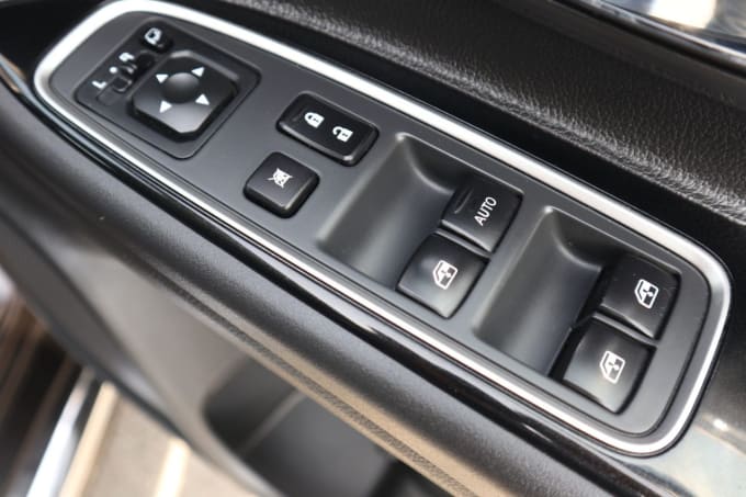 2025 Mitsubishi Outlander