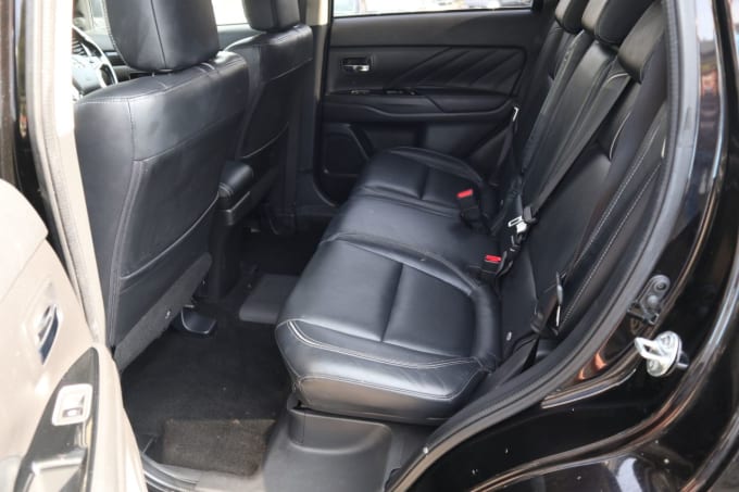 2025 Mitsubishi Outlander