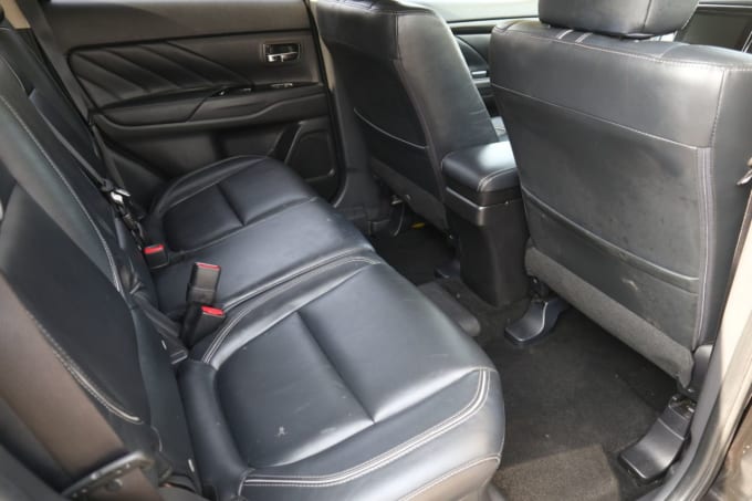 2025 Mitsubishi Outlander