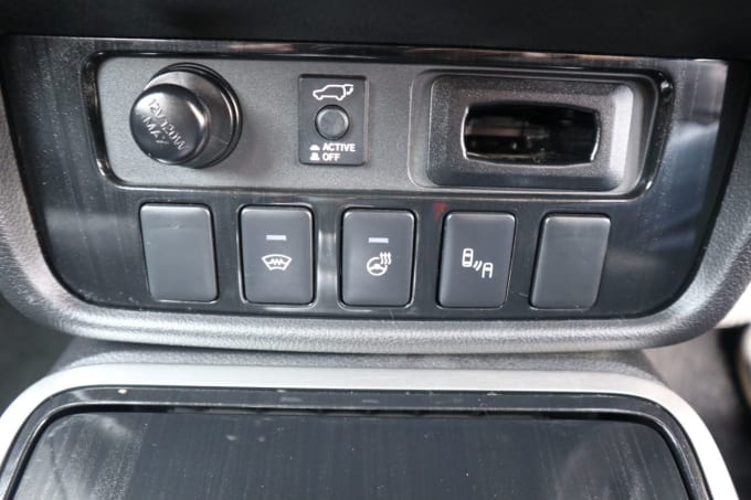 2025 Mitsubishi Outlander
