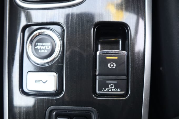 2025 Mitsubishi Outlander