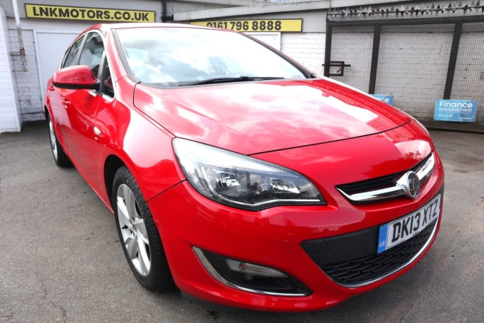 2025 Vauxhall Astra