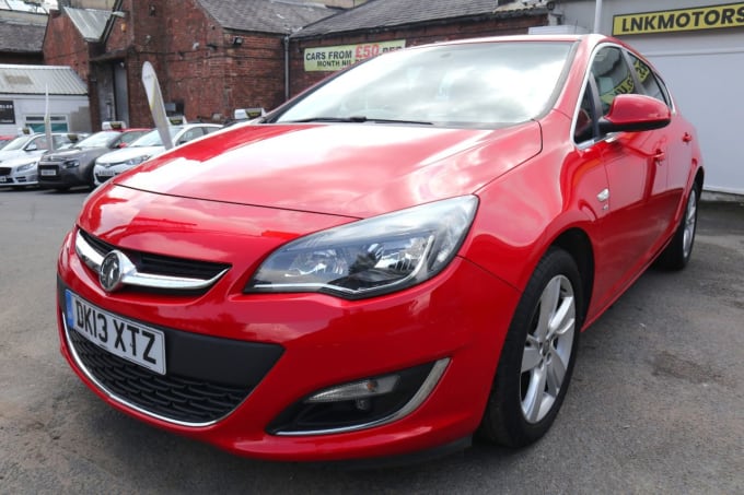 2025 Vauxhall Astra