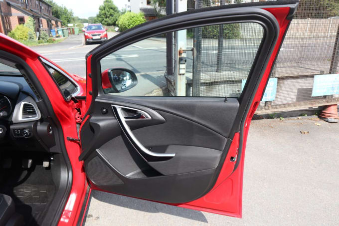 2025 Vauxhall Astra