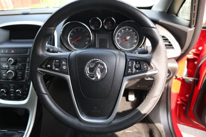 2025 Vauxhall Astra