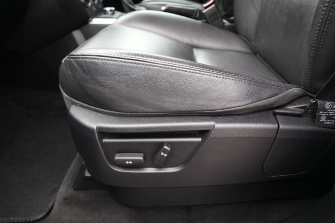 2025 Land Rover Freelander 2