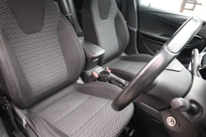 2016 Vauxhall Astra