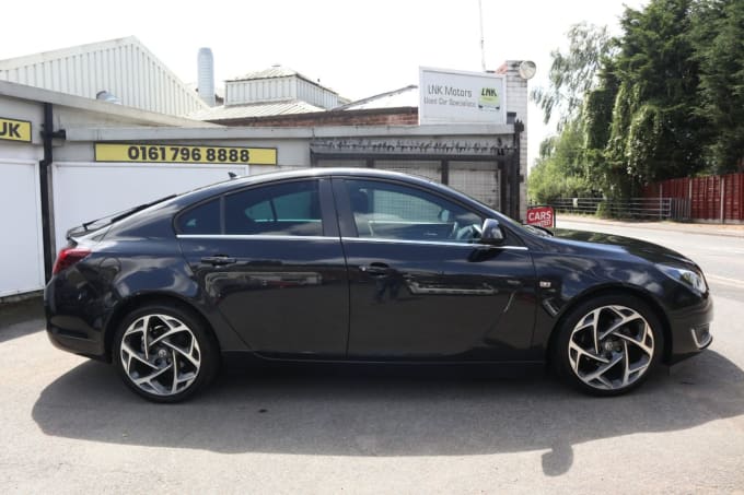 2025 Vauxhall Insignia