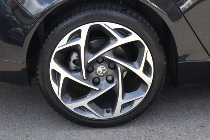 2025 Vauxhall Insignia