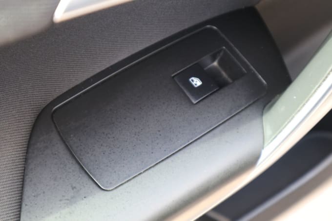 2025 Vauxhall Insignia