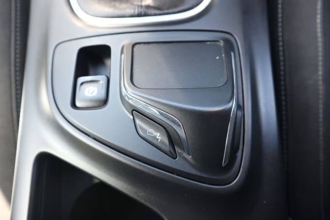 2025 Vauxhall Insignia