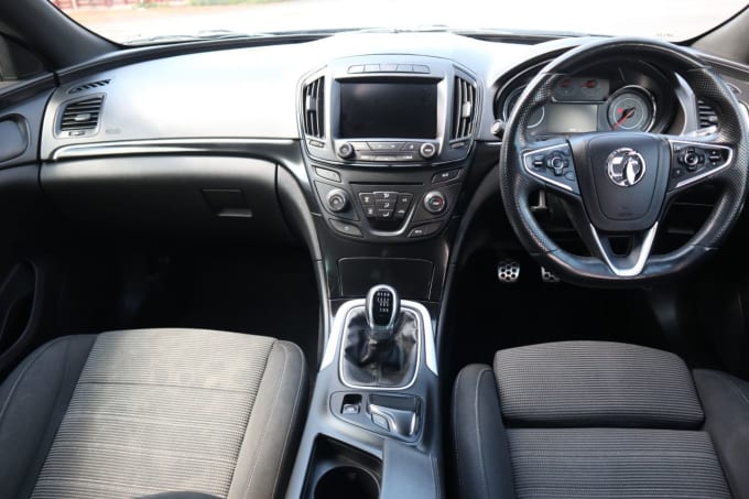 2025 Vauxhall Insignia