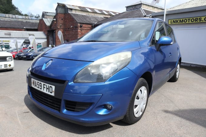2025 Renault Scenic