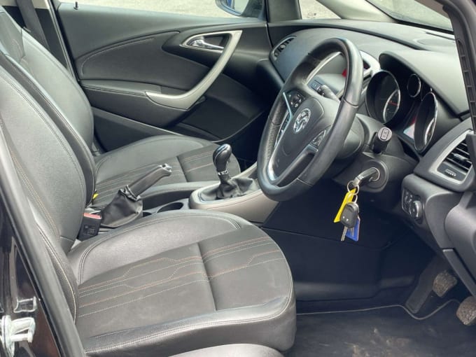 2025 Vauxhall Astra