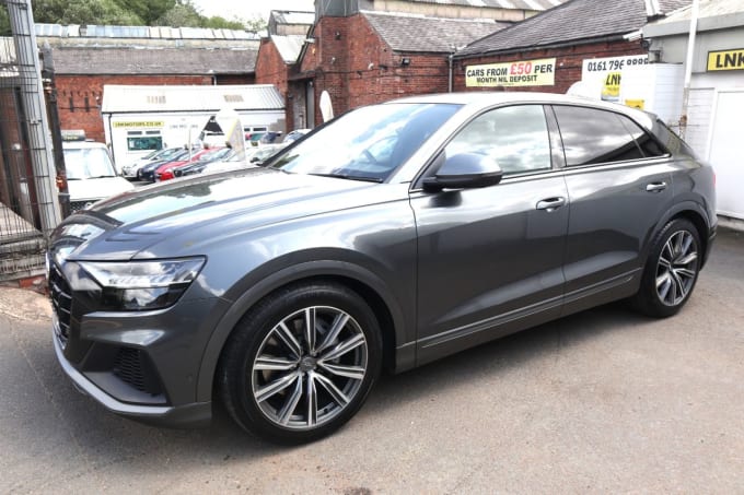 2025 Audi Q8