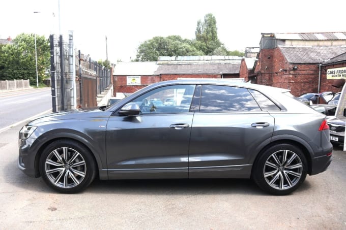 2025 Audi Q8