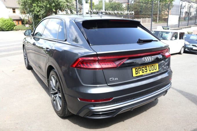 2025 Audi Q8